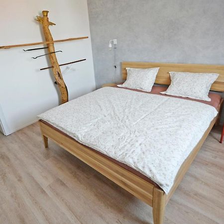 Apartman Polygon Valtice Exteriör bild